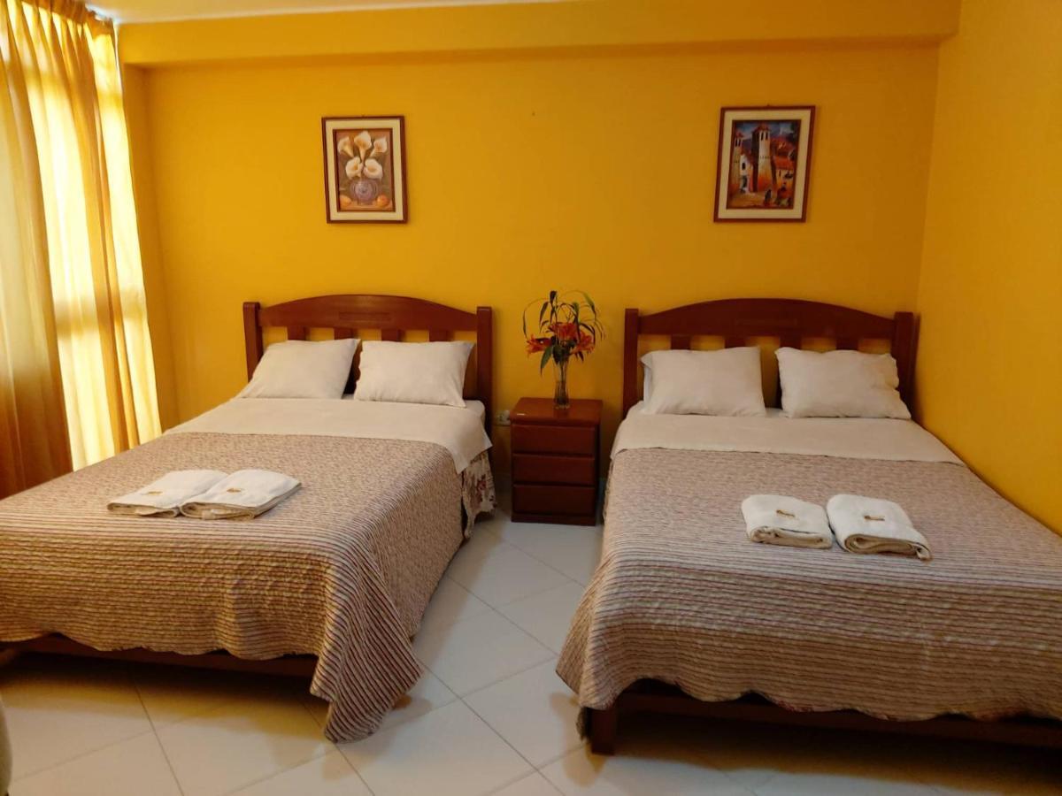 Hotel Y Restaurante Roma Іка Екстер'єр фото