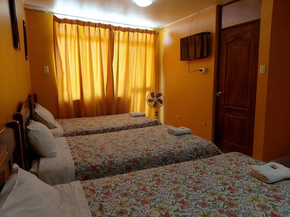 Hotel Y Restaurante Roma Іка Екстер'єр фото