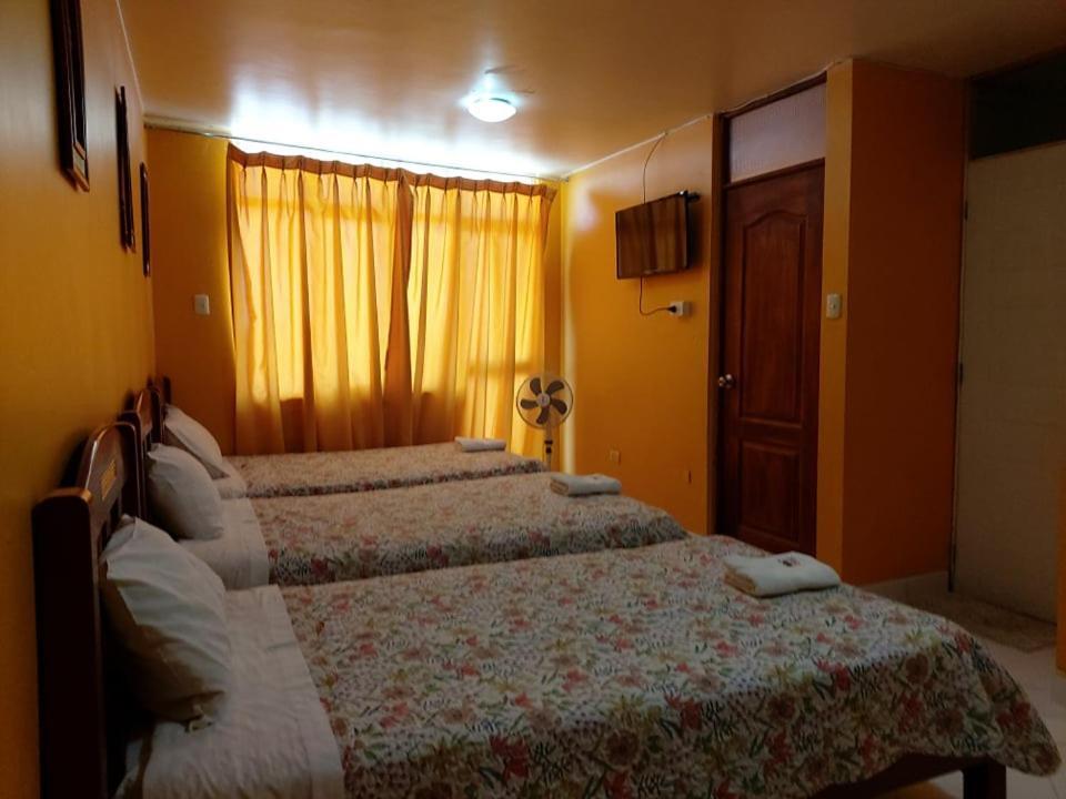 Hotel Y Restaurante Roma Іка Екстер'єр фото